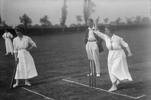 Harrod’s vs Woollands ladies cricket match in 1918