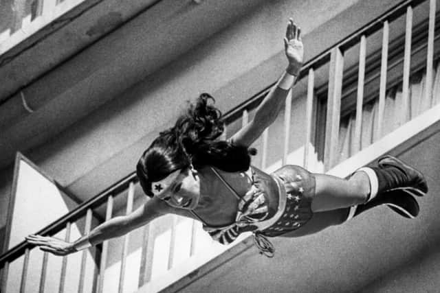  Kitty O’Neil takes a 127-foot plunge from atop the Valley Hilton in Sherman Oaks into an inflatable air bag while filming a scene for the “Wonder Woman” TV show, 12 February 1979 (Photo: R.L. Oliver / Los Angeles Times)