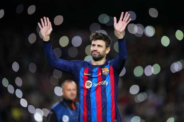 BARCELONA, SPAIN - NOVEMBER 05: Gerard Pique of FC Barcelona waves to fans as they take part in a lap of honour after the LaLiga Santander match between FC Barcelona and UD Almeria at Spotify Camp Nou on November 05, 2022 in Barcelona, Spain. (Photo by Alex Caparros/Getty Images)