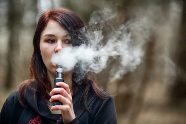 One million smokers will be encouraged to swap cigarettes for vapes under a new scheme (Photo: Adobe)