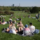 Temperatures are set to soar up to 21C across the UK this bank holiday weekend. (Photo: Getty Images) 