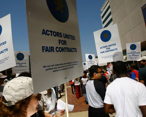A rally held by actors in June 2008 ahead of contract negotiations between the SAG and the AMPTP (Credit: David McNew/Getty Images)