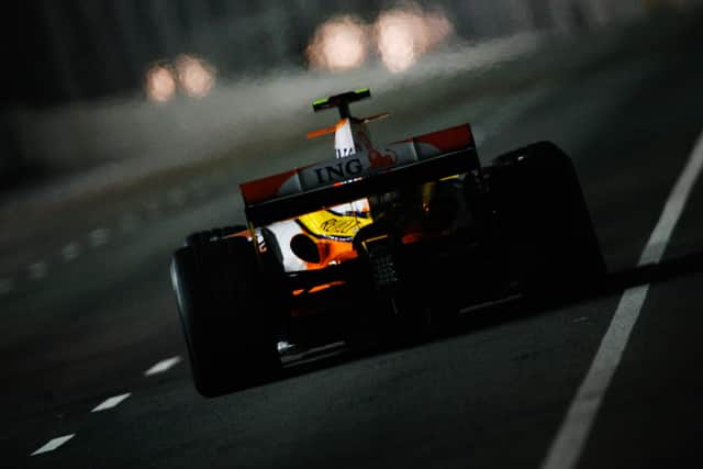 Nelson Piquet Jr drives during the final practice session prior to qualifying for the 2008 Singapore Formula One Grand Prix (Photo: Paul Gilham/Getty Images)
