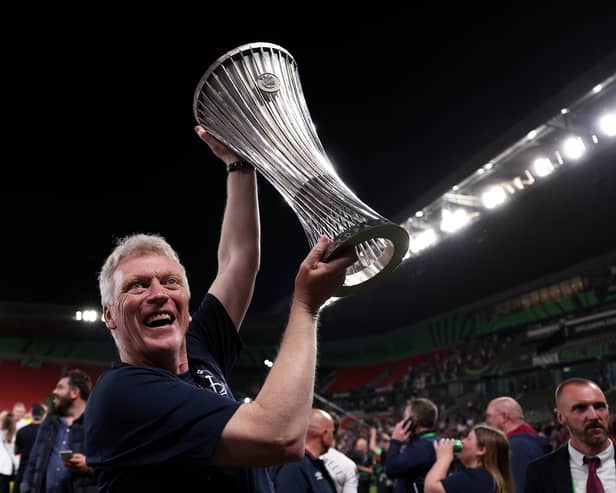David Moyes celebrates his Europa Conference League triumph. (Getty Images)