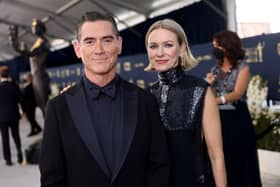 (L-R) Billy Crudup and Naomi Watts attend the 28th Screen Actors Guild Awards at Barker Hangar on February 27, 2022 in Santa Monica, California. 