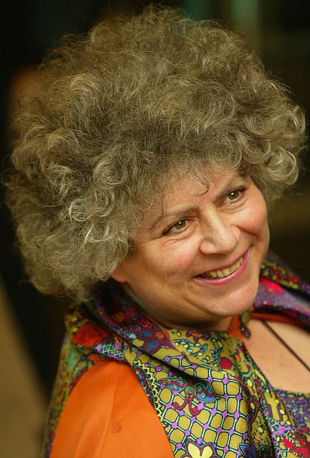 British actress Miriam Margolyes, who plays the part of Professor Sprout, poses for photographers as he arrives the Harry Potter and the Chamber of Secrets world premiere November 3, 2002 in London. (Photo by John Li/Getty Images)    