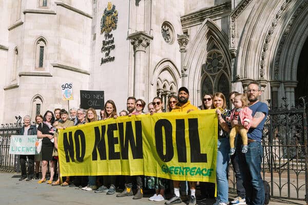 Greenpeace and Uplift are in the High Court in a legal battle over the government's decision to greenlight a new oil and gas licensing round (Photo: Marie Jacquemin/Greenpeace)