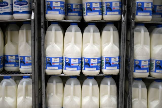 Tesco has decided to stop selling the largest bottle of milk in a bid to reduce food waste.