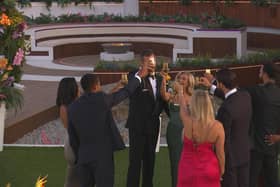 From Lifted EntertainmentLove Island: SR10: Ep57 on ITV2 and ITVXPictured: The Islanders cheers: Ella, Tyrique, Zachariah, Molly, Jess, Sammy, Lochan and Whitney. This photograph is (C) ITV Plc 