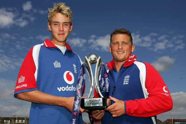 Stuart Broad and Darren Gough of England hold the NatWest trophy during the England net practice before the NatWest International Twenty20 match at The County Ground, Bristol on August 27, 2006 in Bristol, England.  (Photo by Ben Radford/Getty Images)