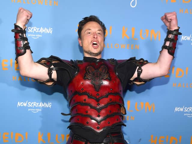 Elon Musk suggested he would fight Mark Zuckerberg at his home