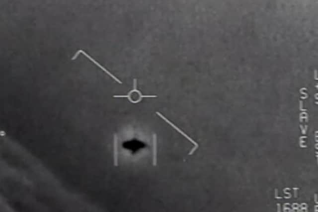 'Unidentified aerial phenomena' filmed by US Navy pilots (Image: US Dept of Defence)