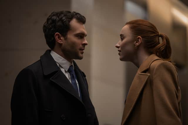 (L to R) Alden Ehrenreich as Luke and Phoebe Dynevor as Emily in Fair Play (Photo: Sergej Radovic / Courtesy of Netflix)