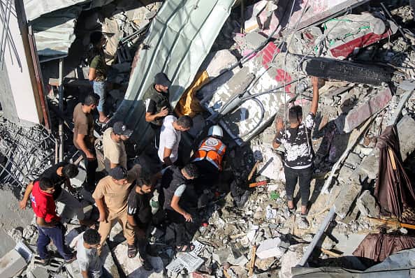 Hundreds killed in Israeli air strike on Gaza hospital, Health Ministry says
