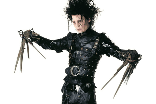 Johnny Depp as the titular character in Tim Burton's 'Edwards Scissorhands' (Credit: 20th Century Studios)