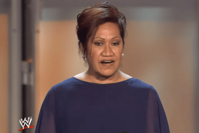 Ata Maivia, the mother of Dwayne Johnson, at the induction of his grandfather, Pete Maivia, and father Rocky Johnson at the WWE Hall of Fame 2008 (Credit: WWE)