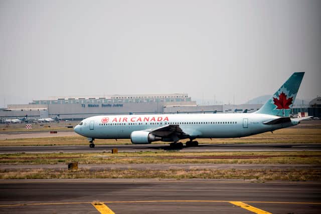 Air Canada forced a disabled man to drag himself off the plane after it failed to provide him with a wheelchair. (Photo: AFP via Getty Images) 