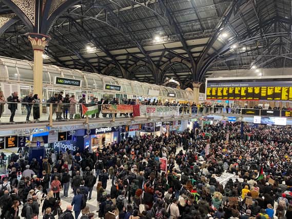 More than 500 people staged a sit-in protest in Liverpool Street Station in London calling for a ceasefire to Israel’s attacks on Gaza and an end to arms exports to Israel. (Picture by SistersUncut)