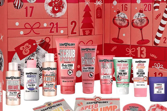 REVIEW: Soap & Glory It's A Pinker Wonderland 24-Day Beauty Advent Calendar worth over £85 for just £46 (Boots) 
