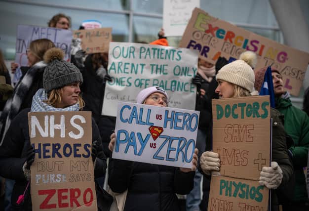 Consultant strikes in the NHS could draw to a close after it was announced that the government and union have reached a deal on pay. (Credit: Getty Images)