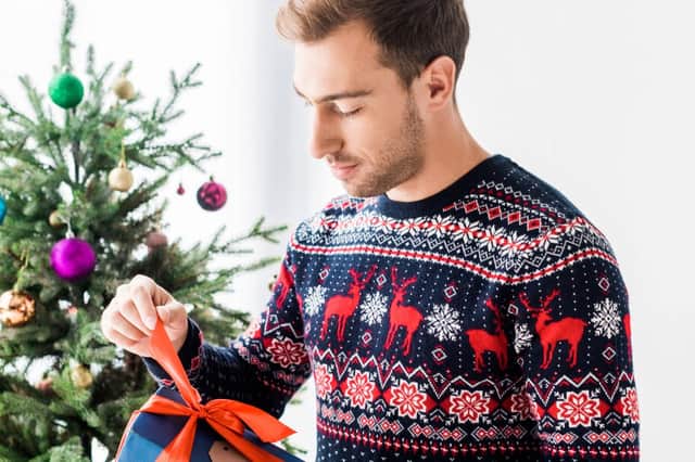 We have found the perfect Christmas gifits for men. (Canva)