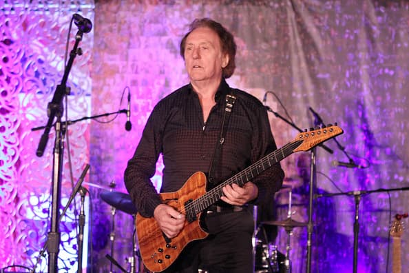 Wings guitarist Denny Laine dies aged 79 after battle with lung disease -  LBC