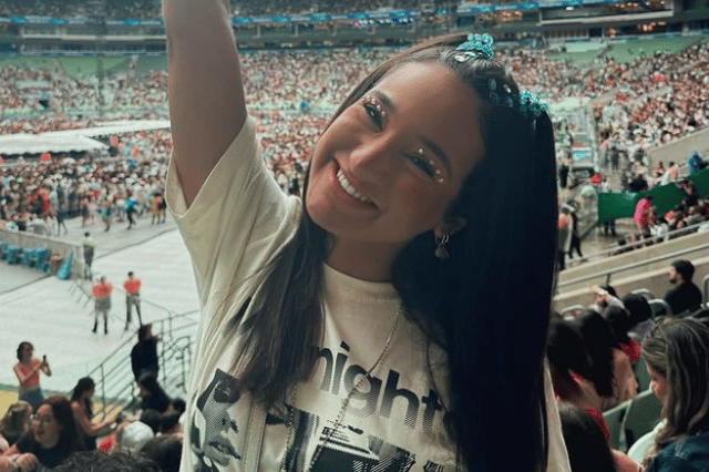 Instagram influencer Maria Sofia Valim has died suddenly at the age of 19 following a liver transplant, just days after she posted this image of herself smiling at a Taylor Swift concert. Photo by Instagram/Maria Sofia Valim.