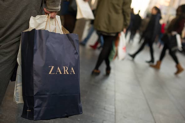 Zara said it regretted the "misunderstanding" over its campaign ad which has been accused of using pictures resembling images from Gaza
