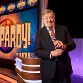 Stephen Fry hosts the revival of Jeopardy! on ITV