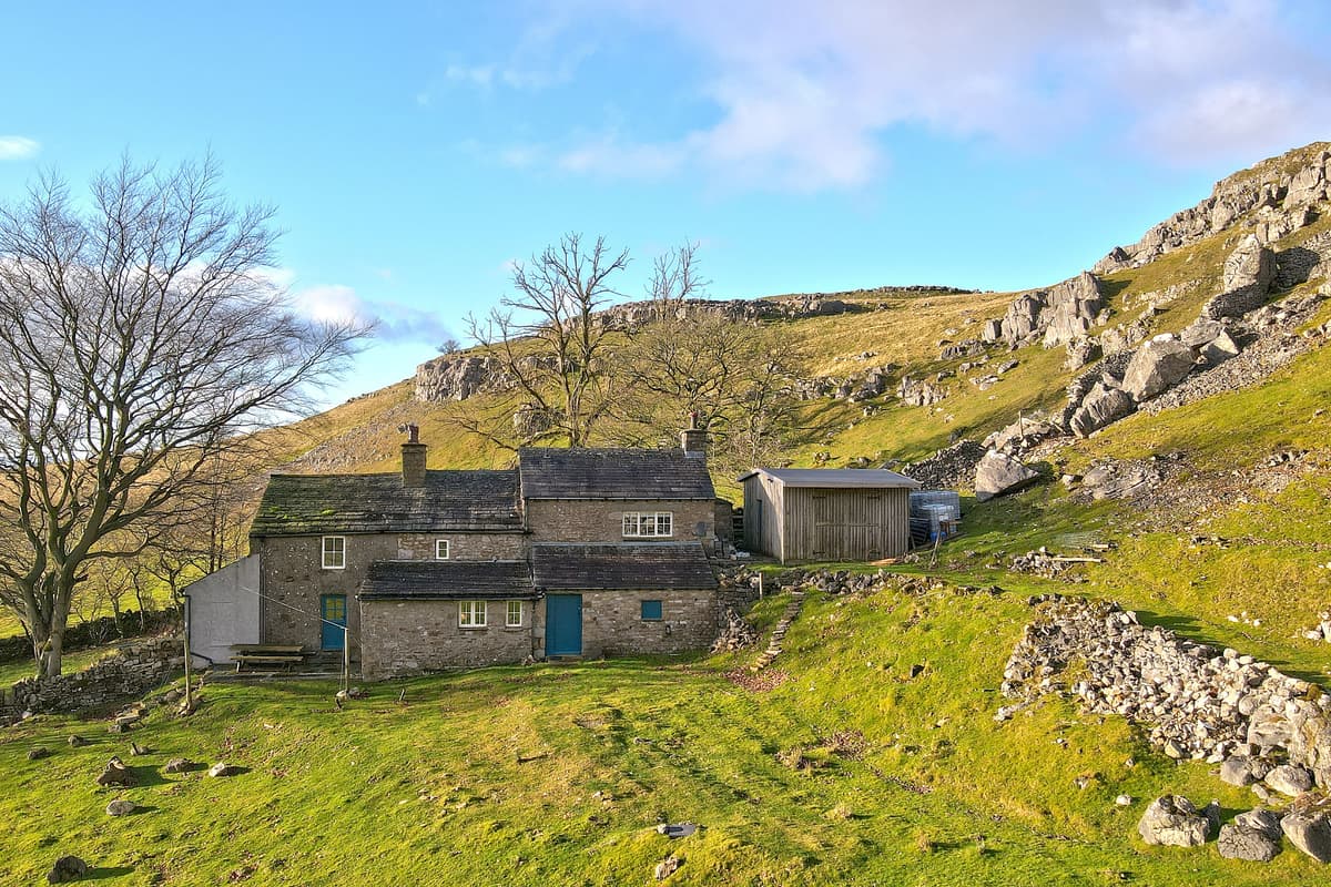 Off-grid: Yorkshire Dales Ingleborough home for sale at £750k
