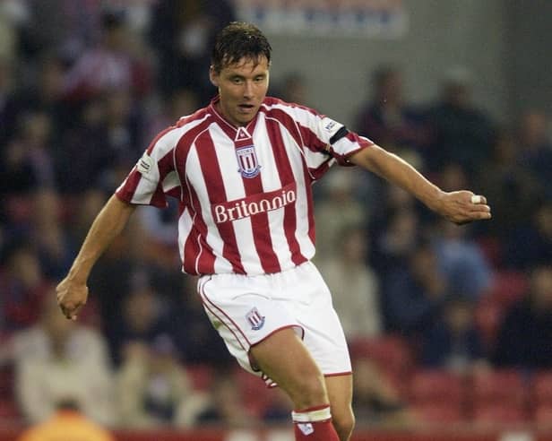Footballer and ex-Stoke City captain Peter Handyside has died aged 49.