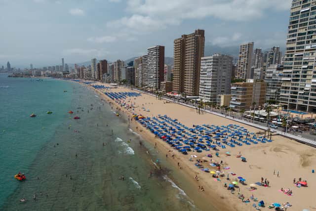 UK holidaymakers are being warned of Spain's seven-hour beach ban that can lead to fines up to £1,000. (Photo: Getty Images)