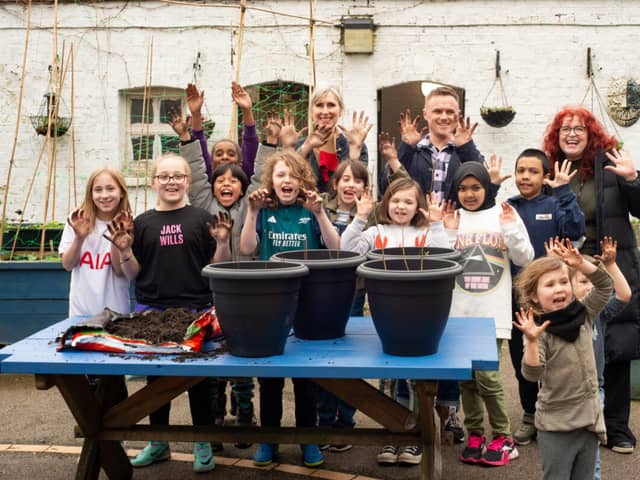 Author Lauren Child joined kids from London's Torriano Primary School at a tree-planting event to celebrate the launch of her new book (Photo: Phil Formby/Woodland Trust)