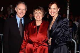 Actress Jennifer Garner shared an emotional tribute to her father William who has died at the age of 85. Here she is with her father and mother at the premiere of "Elektra" at the Palms Casino on  January 8, 2004 in Las Vegas, Nevada. (Photo by Getty Images for Twentieth Century Fox) 