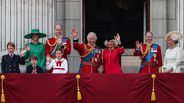 Buckingham Palace’s famous balcony is set to open to the public for the first time this summer