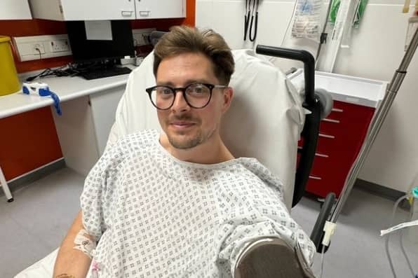 NHS Doctor Alex George, who is known for appearing on ITV 2 reality dating show Love Island, has been admitted to hospital for the second time in a few days. Photo by Instagram//dralexgeorge.