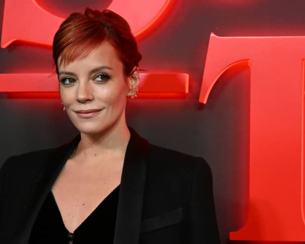 Singer Lily Allen shares she just experienced an earthquake whilst in Brooklyn, New York
