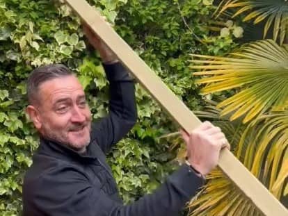 Mellor could be seen helping out by toting timber on social media (Instagram/@willmellor76)