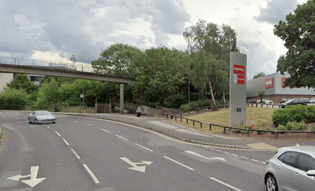 A man has died after falling from a Chesterfield bridge over Lorsmill Street near TK Maxx 