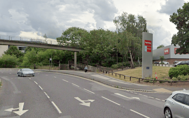A man has died after falling from a Chesterfield bridge over Lorsmill Street near TK Maxx 