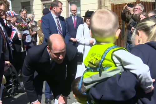 Prince William and Kevin discuss their favourite cake.