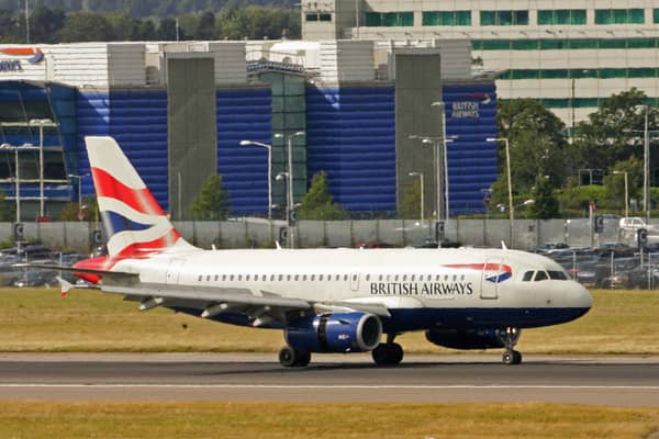 Passengers were forced to evacuate from a British Airways flight about to take off from Bermuda for London due to a bomb threat. (Photo: AFP via Getty Images)