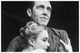 Actress and renowned acting teacher Rochelle Oliver has died. American actor Jason Robards, Jr. embraces actor Rochelle Oliver in a scene from Lillian Hellman's stage drama 'Toys In The Attic,' New York Cit

