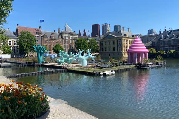 Inflatable art has emerged on a stunning lake in the heart of the European city The Hague in the Netherlands to inspire residents and tourists. (Photo: Isabella Boneham)