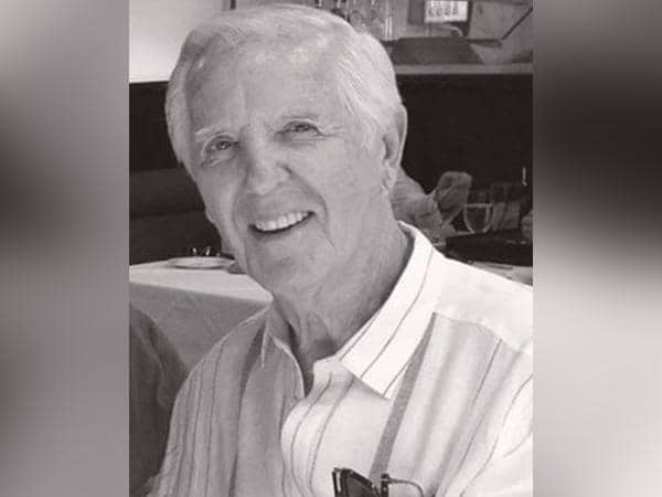 Bob Ellison, celebrated show writer for "The Mary Tyler Moore Show" and "Cheers," has died at the age of 91 according to his business manager, Malcolm Orland.