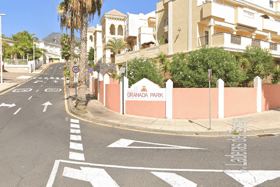 A six-year-old British girl was rescued after nearly drowning in a Granada Park hotel pool in Tenerife