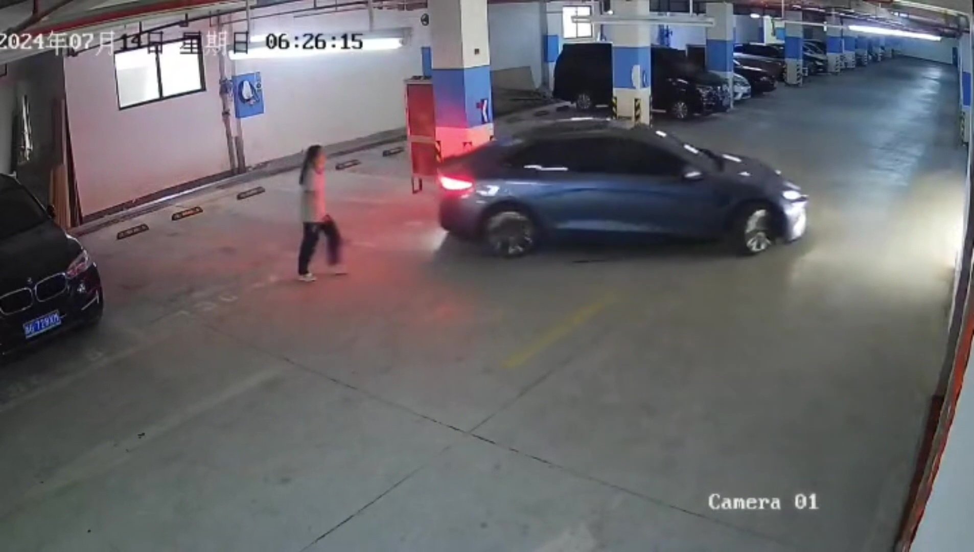Mum on the school run forgets her daughter - forcing the teenager to ...