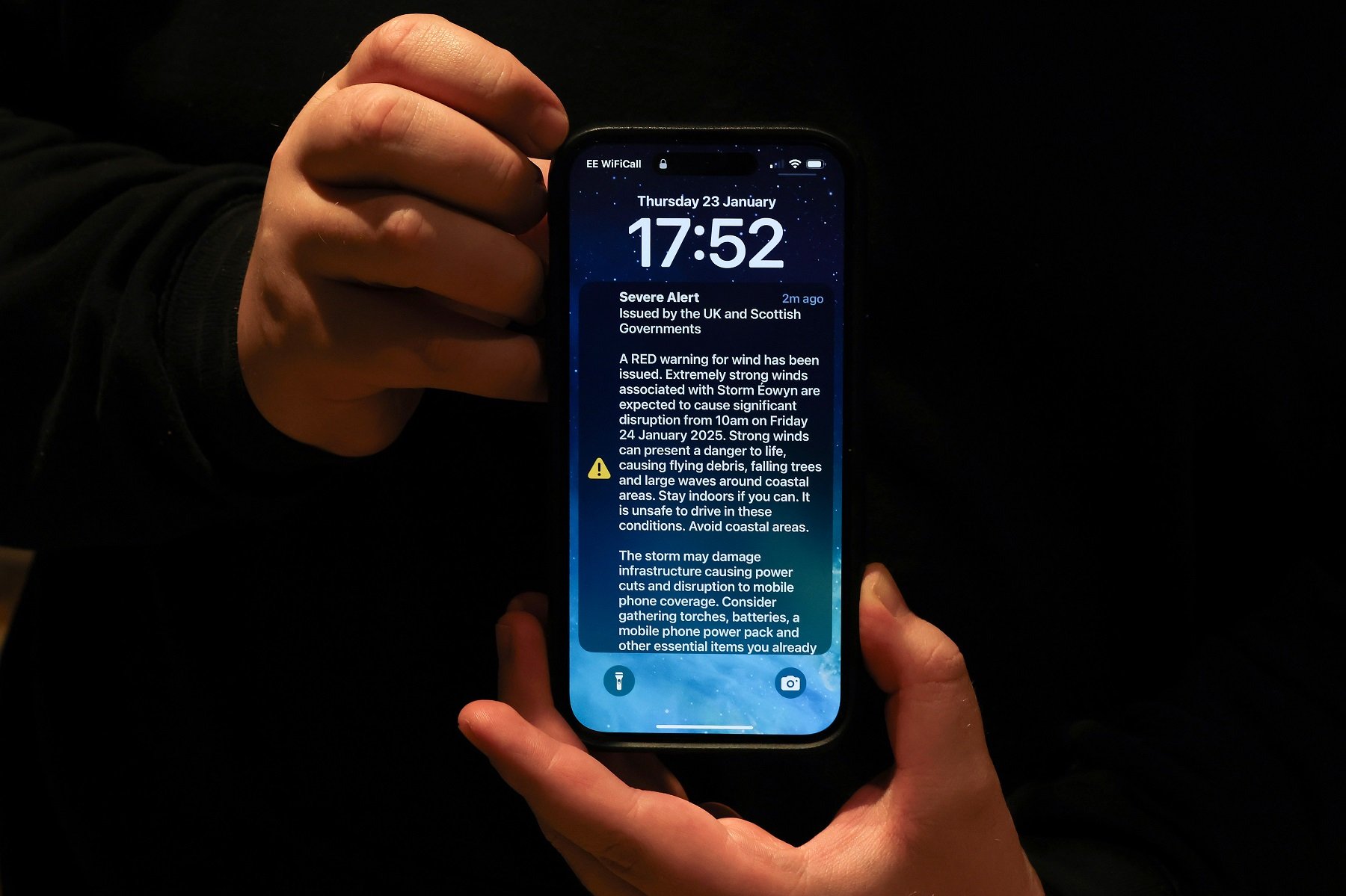 Ialert Phones Millions of mobiles will blare out emergency warning