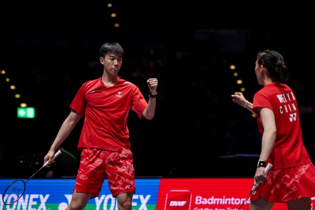 Feng and Wei have temporarily formed a partnership