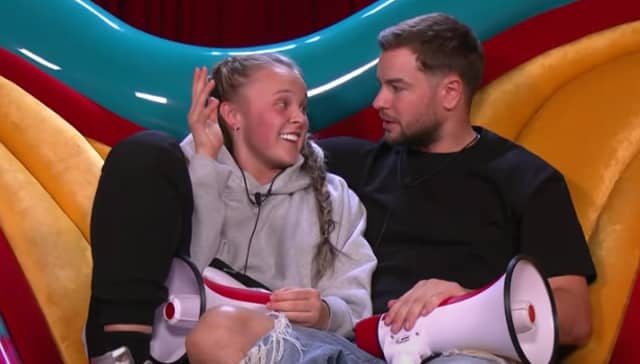 JoJo Siwa has revealed she no longer identifies as a lesbian amid her close friendship with fellow housemate Chris Hughes.